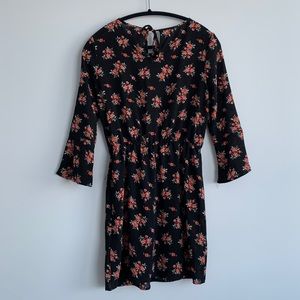 H&M - Floral Asymmetrical Dress with 3/4 Sleeves